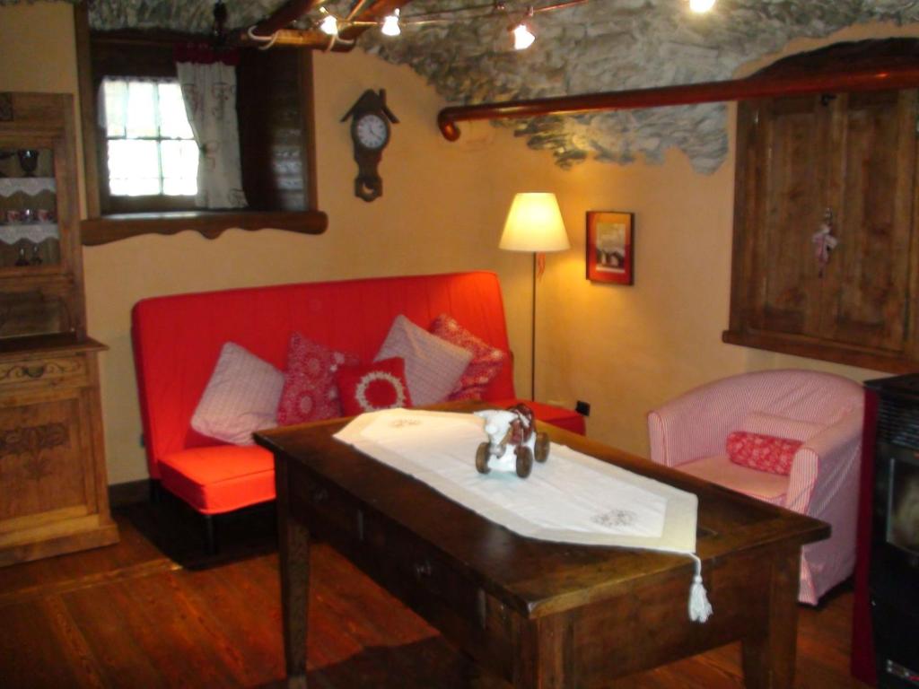 Le Petit Château de Vetan room 3