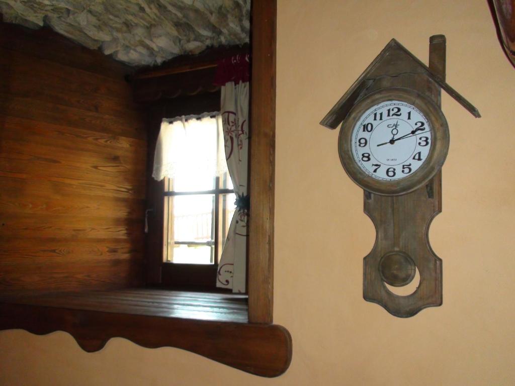 Le Petit Château de Vetan room 4