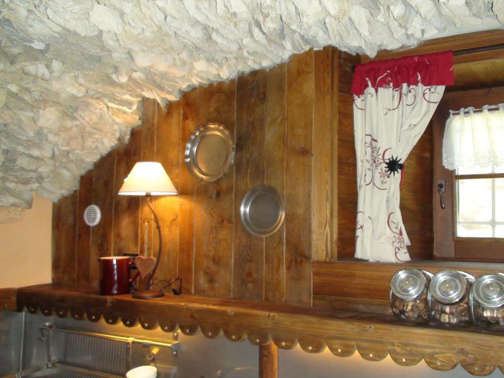 Le Petit Château de Vetan room 5