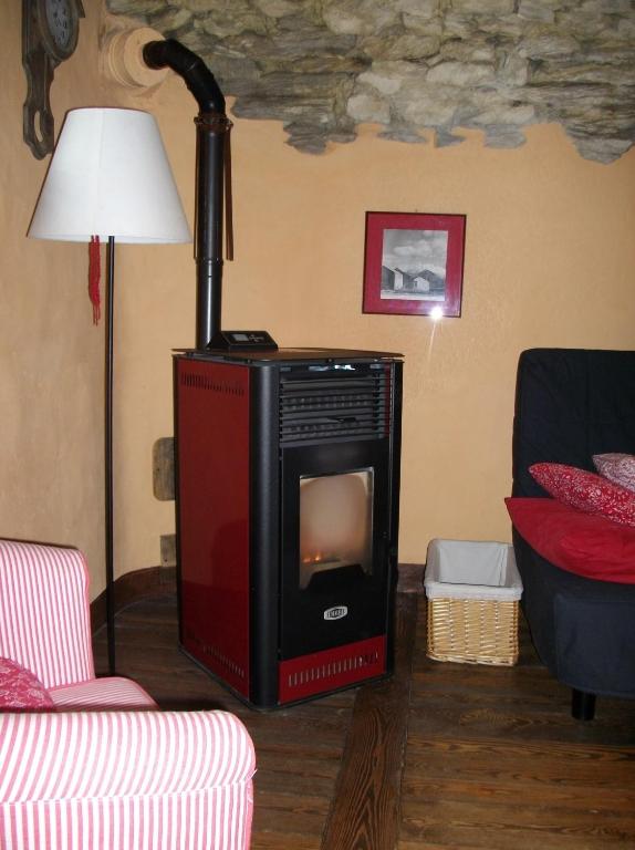Le Petit Château de Vetan room 6